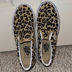 Cheetah print Vans!